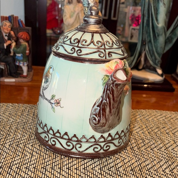 Fitz and Floyd Vintage Floral Teapot with Bird Design - Picture 7 of 14